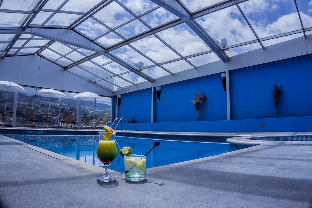 Hotel Emperador Амбато Экстерьер фото