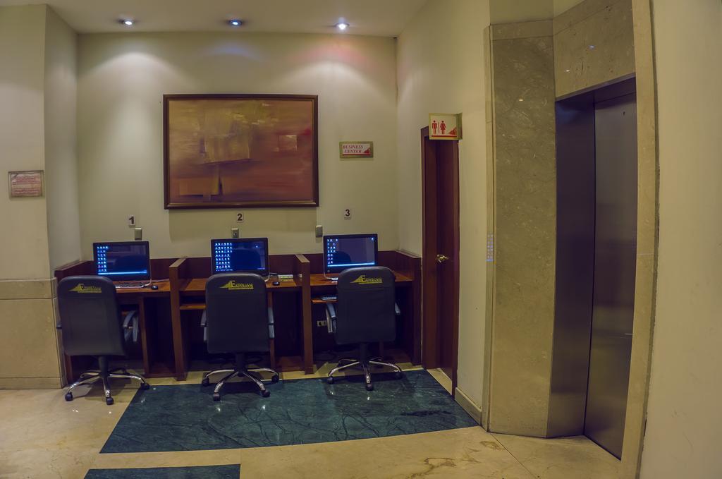 Hotel Emperador Амбато Экстерьер фото
