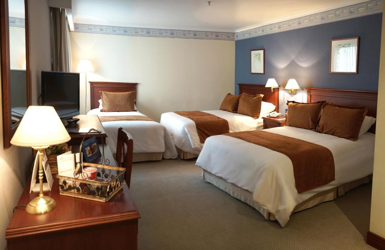 Hotel Emperador Амбато Экстерьер фото