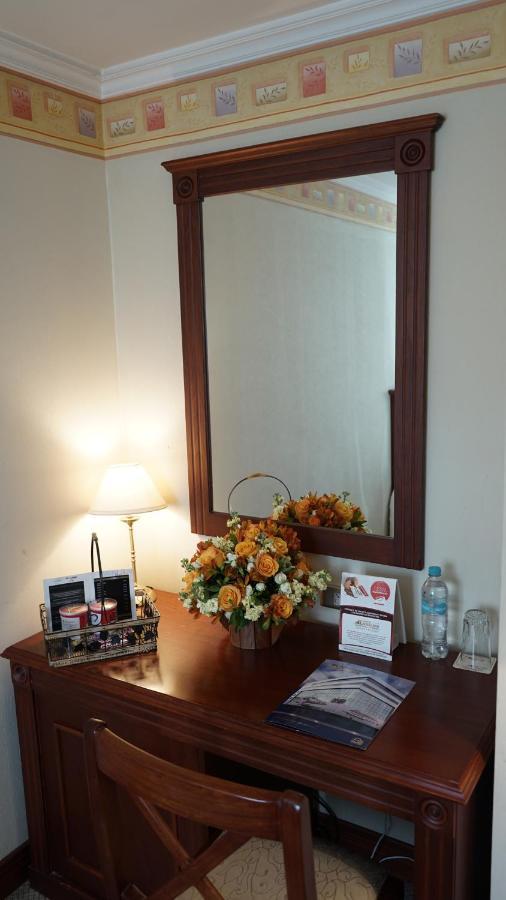 Hotel Emperador Амбато Экстерьер фото